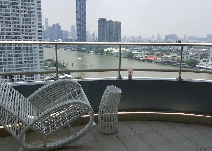 Apartment Watermark Chaophraya River Bangkok