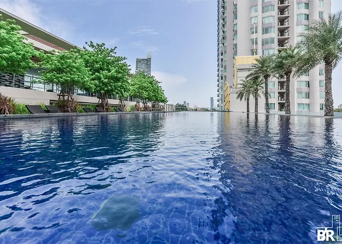 Watermark Chaophraya River Apartment *