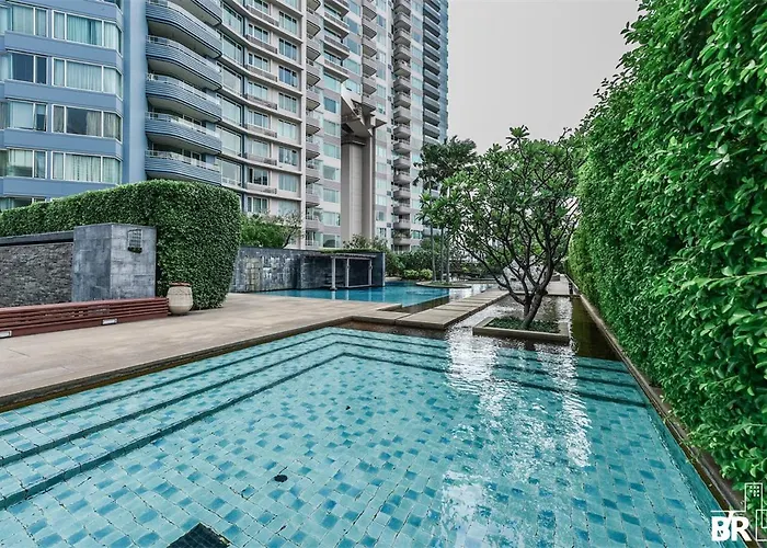Watermark Chaophraya River Apartment