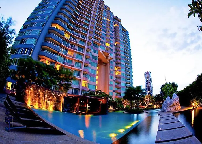 Watermark Chaophraya River Apartment Bangkok
