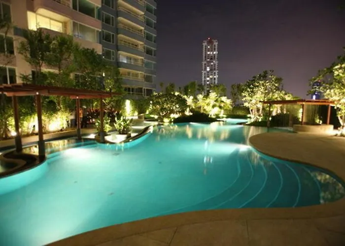 Watermark Chaophraya River Apartment Bangkok